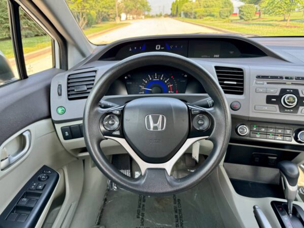 2012 Honda civic $1200.00 - Image 10